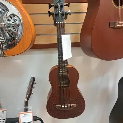 Luna Uke Bass